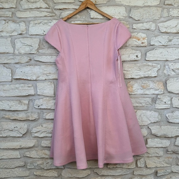 Lane Bryant 18/20 Pink Textured Dress - Picture 5 of 5